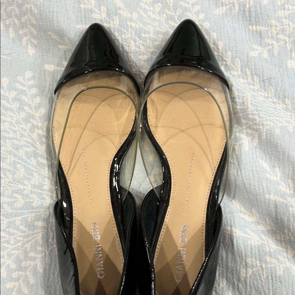 Gianni Bini Black Flats with Pointed Toe and Cut-Out Design